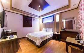 Suwon City Hall Station Soo