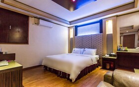 Suwon City Hall Station Soo