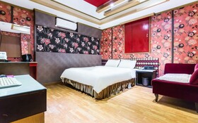 Suwon City Hall Station Soo