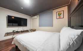 Suwon Dalbit Motel
