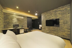 Suwon Guundong Wol