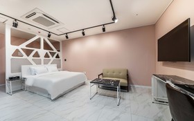 Suwon Homaesil Star Hotel