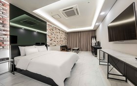 Suwon Homaesil Star Hotel