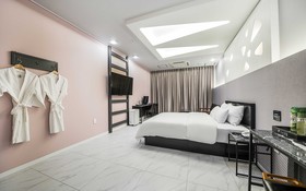 Suwon Homaesil Star Hotel