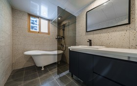 Suwon Movie Motel