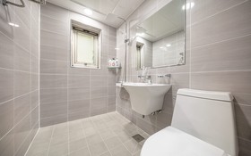 Suwon SR Hotel