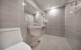Suwon SR Hotel
