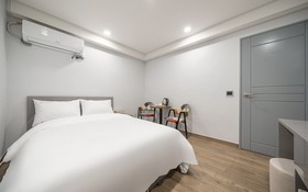 Suwon SR Hotel