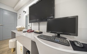 Suwon SR Hotel