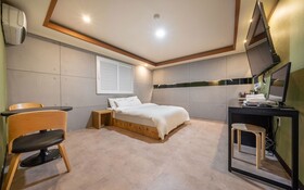 Suwon Thema