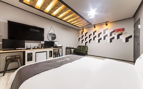 Suwon Yeongtong K Hotel