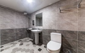 Suwon Yeongtong K Hotel