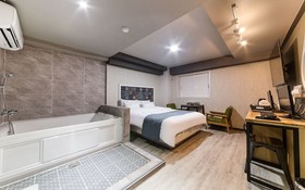 Suwon Yeongtong K Hotel