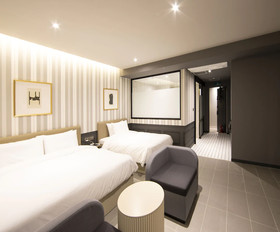 Brown Dot Hotel