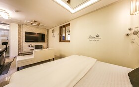 Hotel Time
