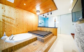 Ulsan Youngnam Alps G7
