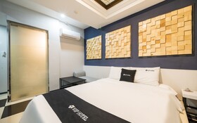 VIP Hotel
