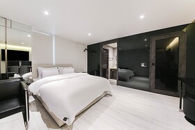 May Hotel