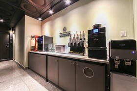 May Hotel