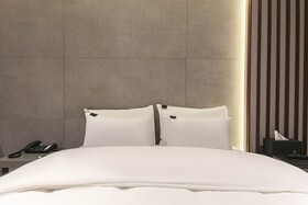 May Hotel