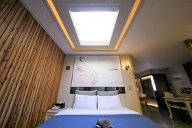 Time Hotel