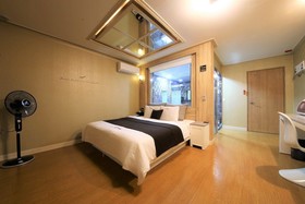 Time Hotel