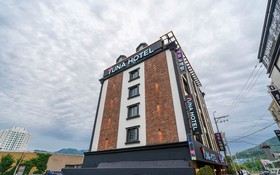 Yangsan Deokgye Yuna Hotel