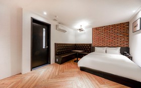 Yangsan Deokgye Yuna Hotel