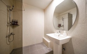 Yangsan Deokgye Yuna Hotel