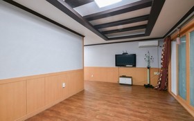 Yangsan Happy Valley Pension