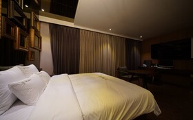 Yangsan Pyeongsan Den Bastar Hotel