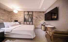 Yangsan Pyeongsan Den Bastar Hotel