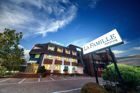 La Famille