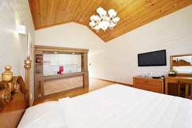 Yangyang Amigas Pension