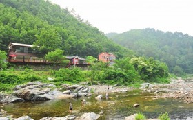 Yangyang Beopsusanjang Pension