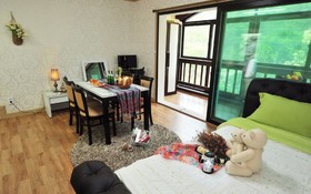 Yangyang Beopsusanjang Pension
