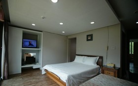 Yangyang Denver House Pension