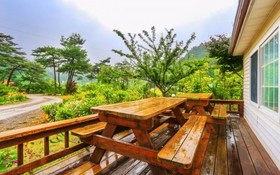 Yangyang Goyohan Kkottteul Pension