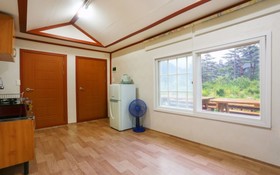 Yangyang Goyohan Kkottteul Pension