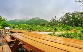 Yangyang Goyohan Kkottteul Pension