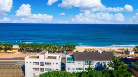 Yangyang Haettuneonchangmoon Pension