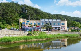 Yangyang Hajodae Conto Hotel Pension