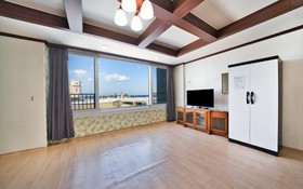 Yangyang Hajodae Conto Hotel Pension