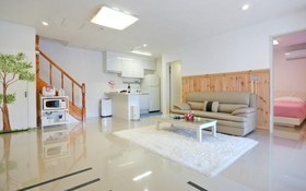 Yangyang Lodes Pool Villa