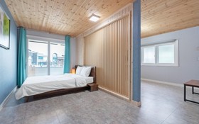 Yangyang Vintage House Pension