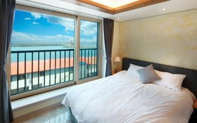 Yangyang Yangyang Pension