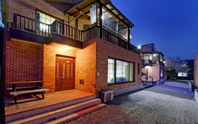 Yesan Jeongdaun Pension