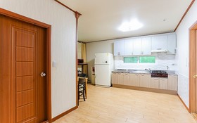 Yong Maple Pension
