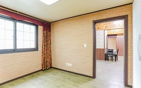 Yong Maple Pension
