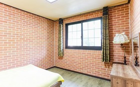 Yong Maple Pension